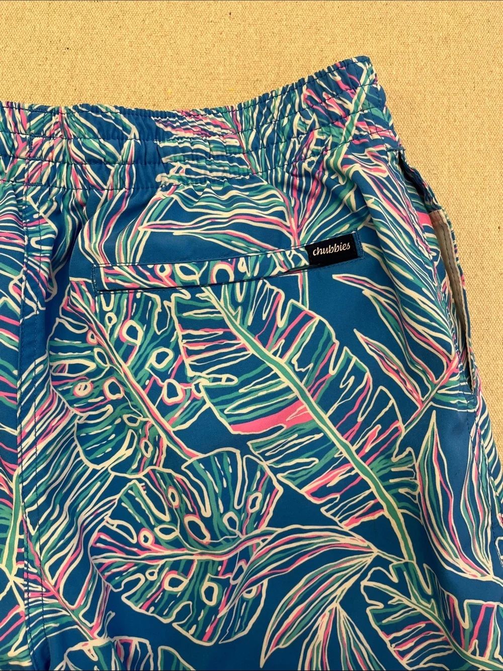 Chubbies Tropical Palm Print Swim Trunks Shorts Mens Large Blue
